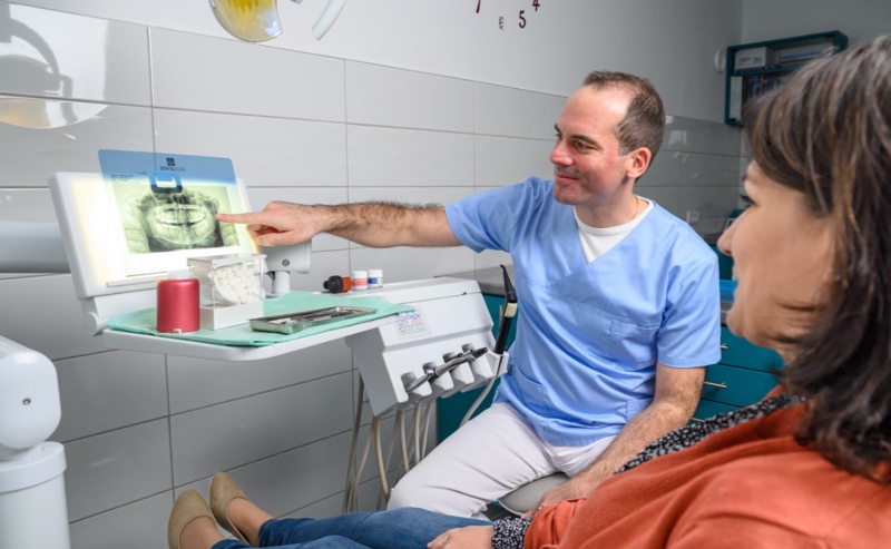 pesic dent ordinacija novi sad telep stomatolog